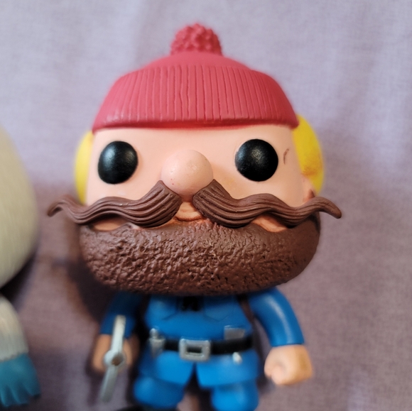Rudolph Red Nose Reindeer Funko Pop set of 4 characters - Picture 6 of 7